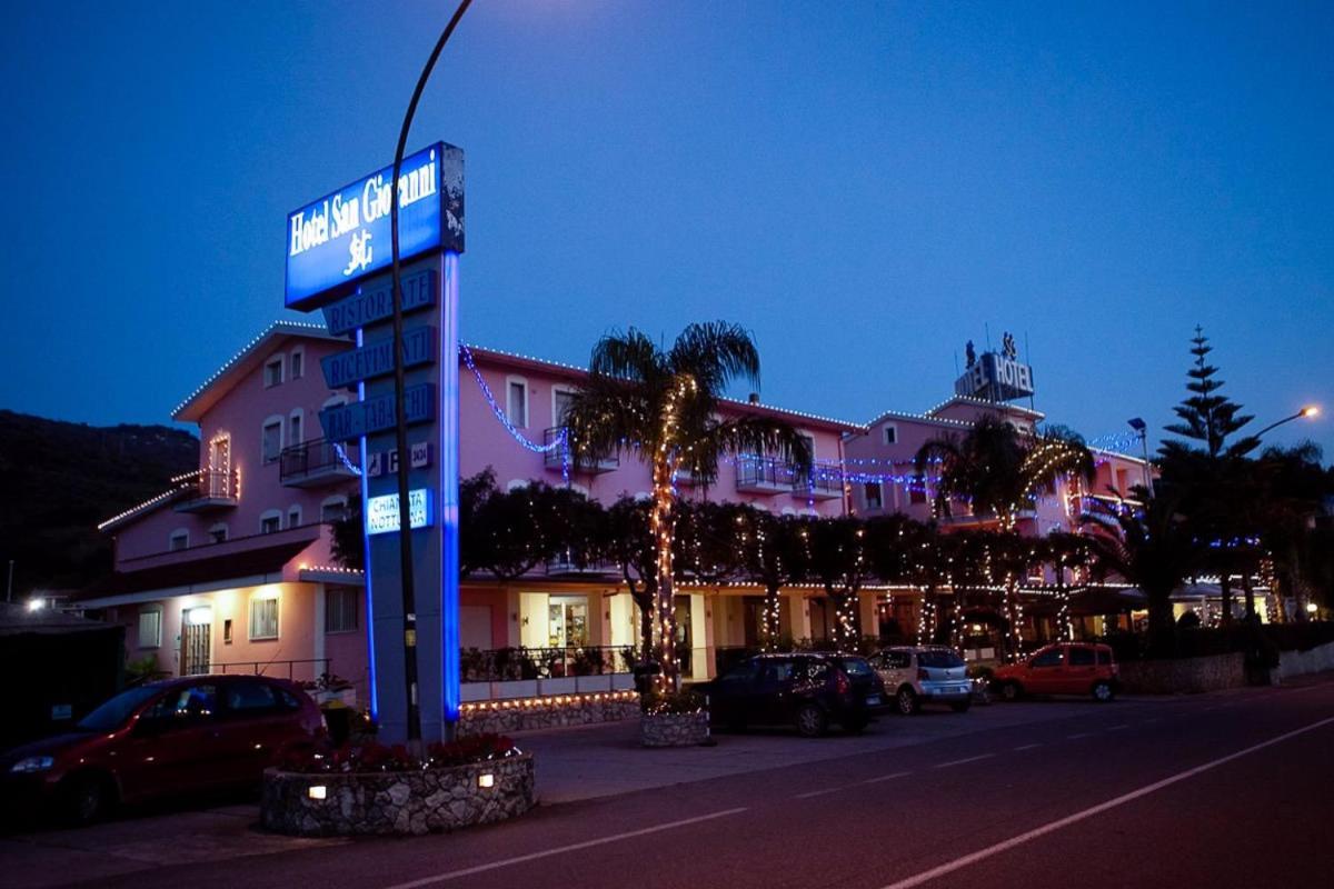 Hotel Ristorante San Giovanni Falerna Eksteriør billede